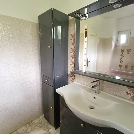 Maison Avec Wifi, Jardin Clos, Terrasse, A 600m De La - - Fr-1-368-425 Ferienhaus Pleumeur-Bodou